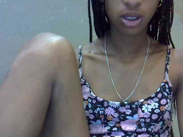 chrispriscilla webcam