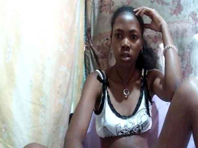 chrispriscilla webcam