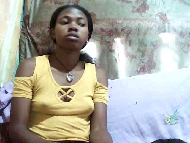 chrispriscilla webcam