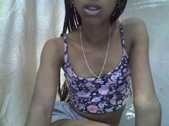 chrispriscilla webcam