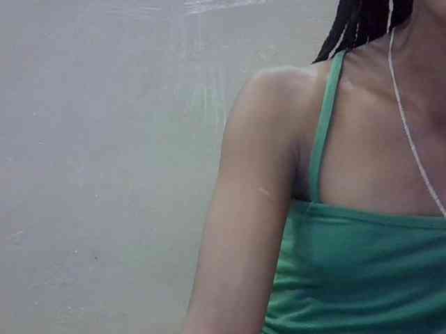 chrispriscilla webcam