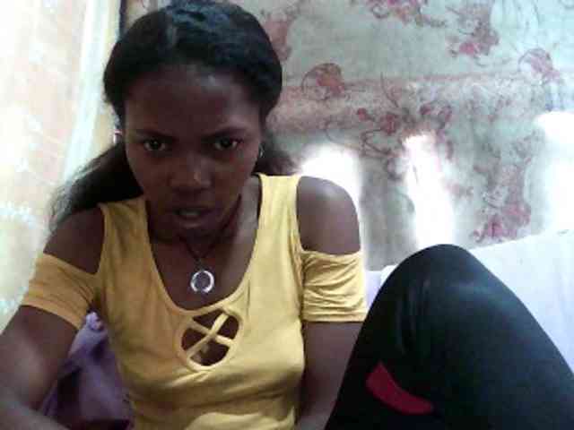 chrispriscilla webcam