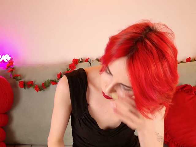 ShenRi's BongaCams show and profile