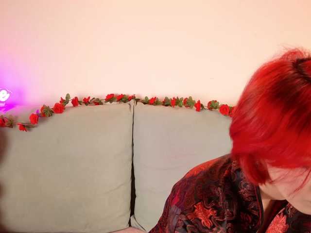 ShenRi's BongaCams show and profile