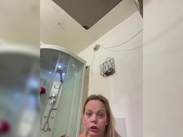 Danilovea's BongaCams show and profile