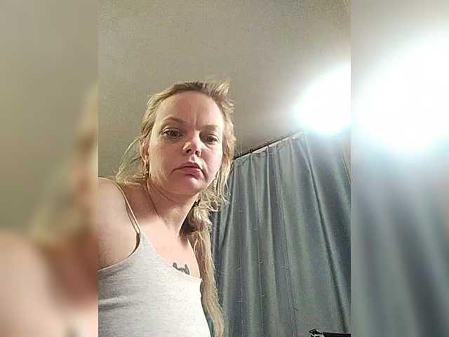 Danilovea's BongaCams show and profile