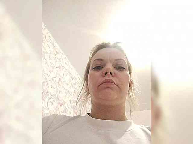 Danilovea Live Webcam on BongaCams