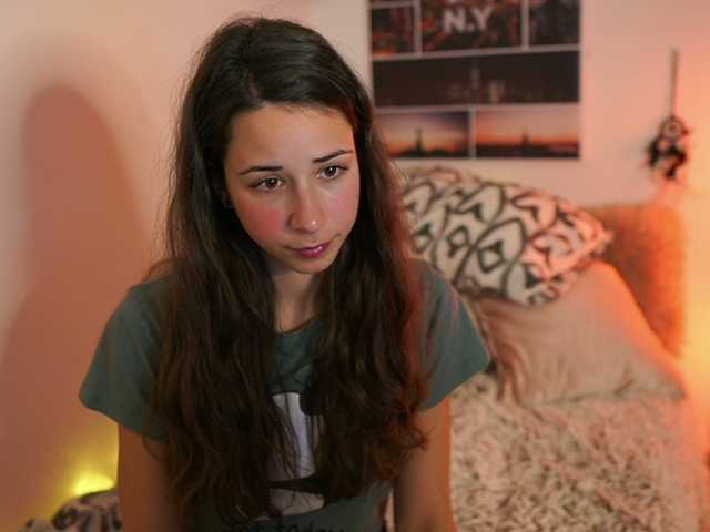 Dinacaguimbal's BongaCams show and profile