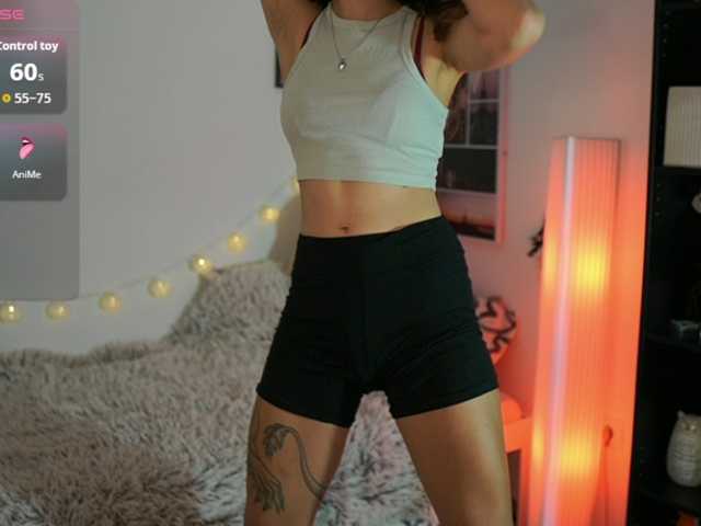 Dinacaguimbal's BongaCams show and profile