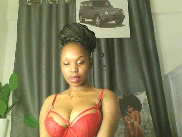 Blaqgodess webcam