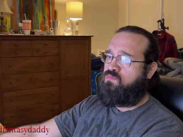 BeardedFanstasyDaddy BeardedFanstasyDaddy