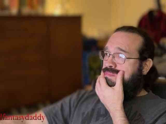 BeardedFanstasyDaddy BeardedFanstasyDaddy