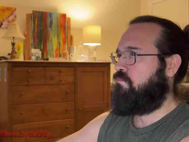 BeardedFanstasyDaddy BeardedFanstasyDaddy