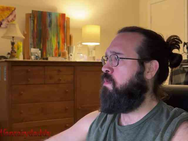 BeardedFanstasyDaddy BeardedFanstasyDaddy