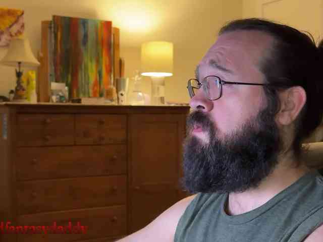 BeardedFanstasyDaddy BeardedFanstasyDaddy
