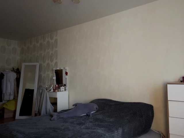 BridgettWelfel — Goal - Finger in pussy ! Hello,today blow a kiss. my first day, lets go fun|  @remain 