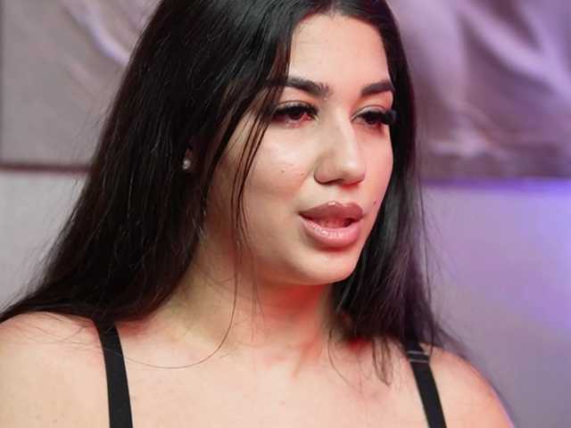 JuliaCoral's BongaCams show and profile