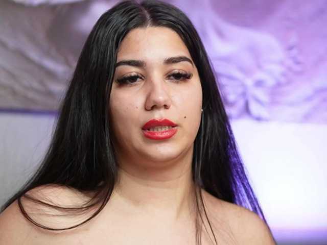 JuliaCoral's BongaCams show and profile