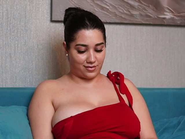 JuliaCoral's BongaCams show and profile