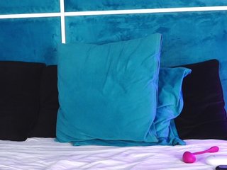 HaliaGlass Porn Show