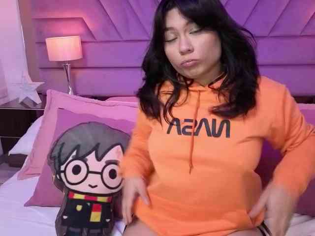 MadisonCastillo MadisonCastillo