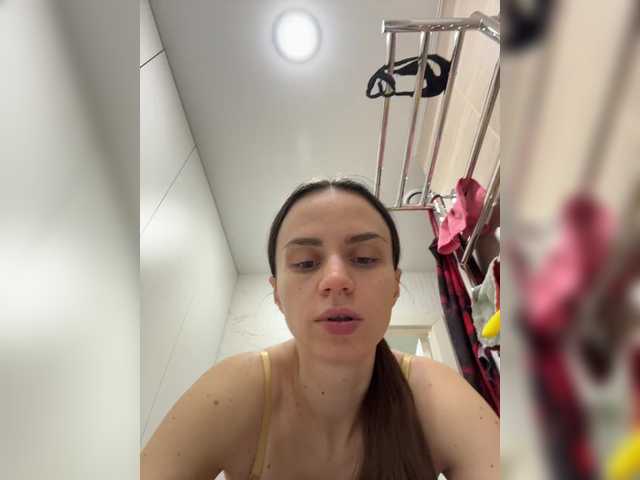 NEW-MODEL's BongaCams show and profile