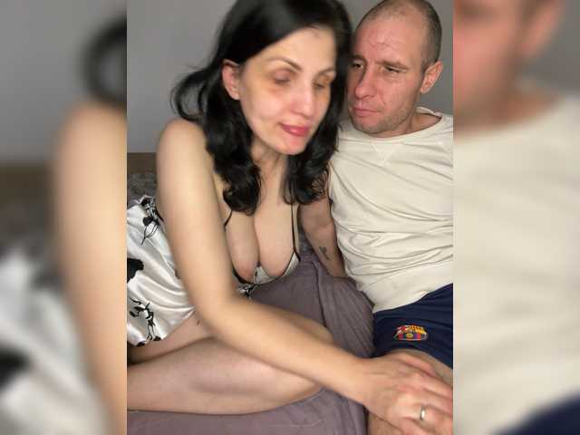 Irina423's BongaCams show and profile