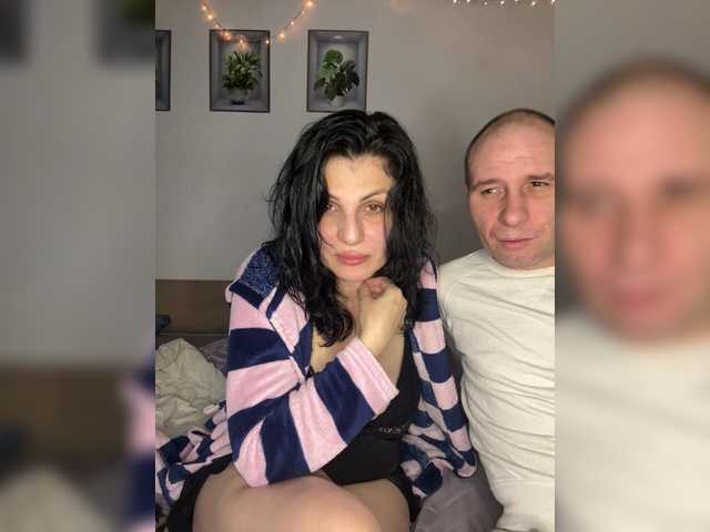 Irina423's BongaCams show and profile