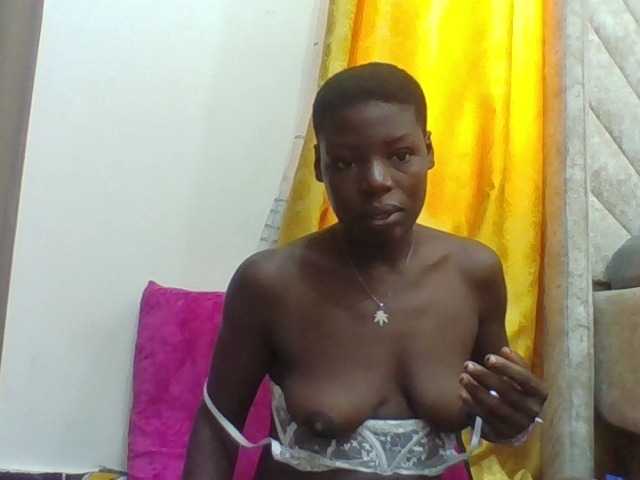 Sexyhotgal4's BongaCams show and profile