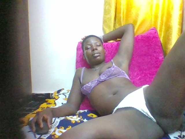 Sexyhotgal4's BongaCams show and profile