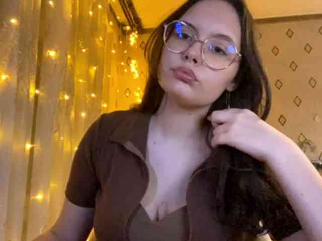 JacquelyneGrisanti webcam