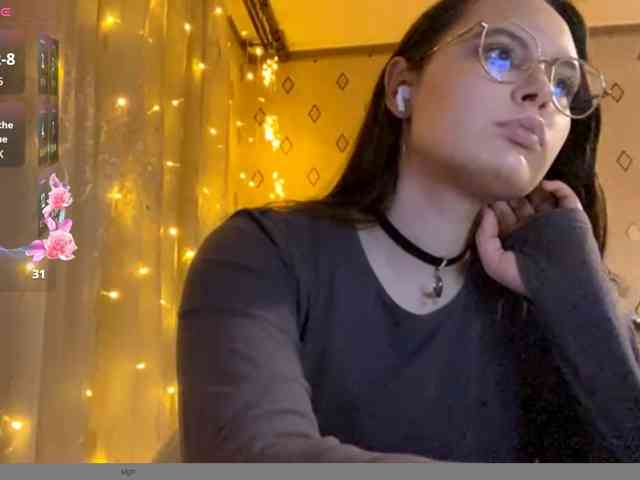 JacquelyneGrisanti webcam