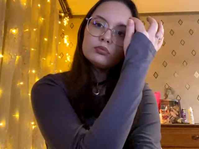 JacquelyneGrisanti webcam