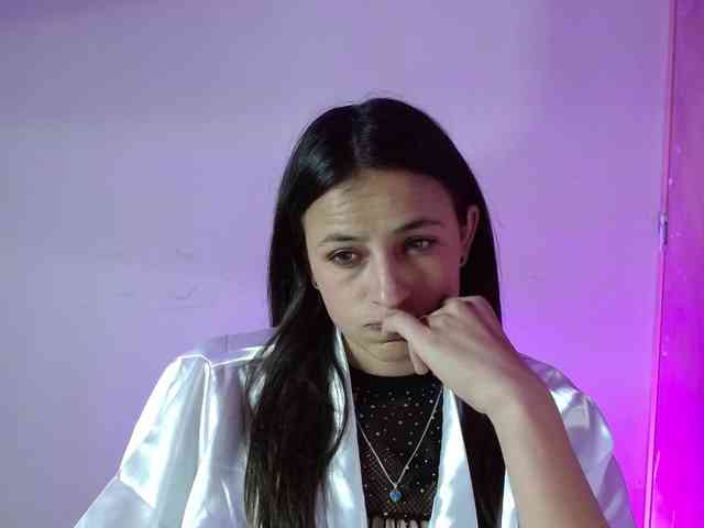 yiskasmith Live Webcam on BongaCams