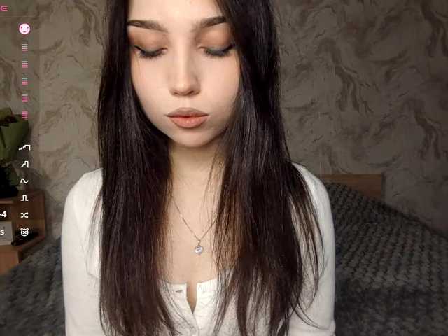 MeghanEberting's BongaCams show and profile