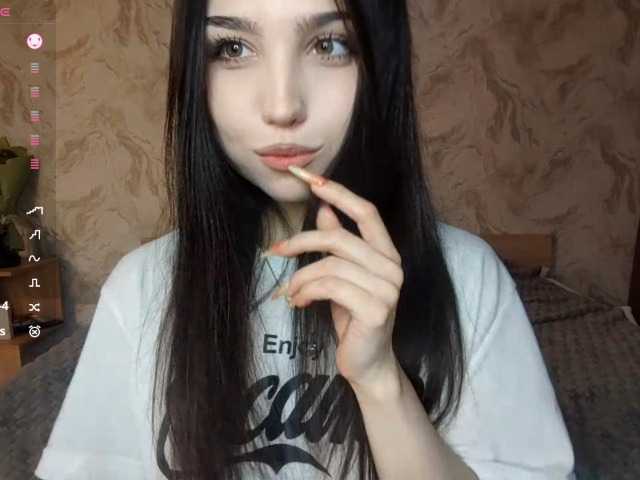 MeghanEberting's BongaCams show and profile