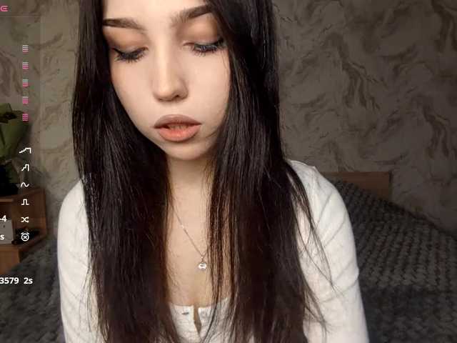 MeghanEberting's BongaCams show and profile