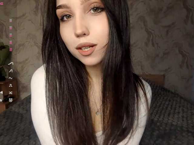 MeghanEberting's BongaCams show and profile
