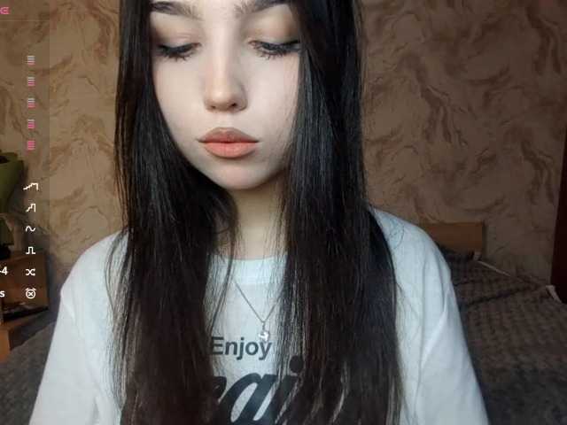 MeghanEberting's BongaCams show and profile