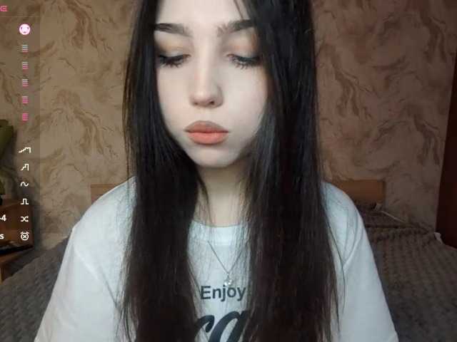 MeghanEberting's BongaCams show and profile