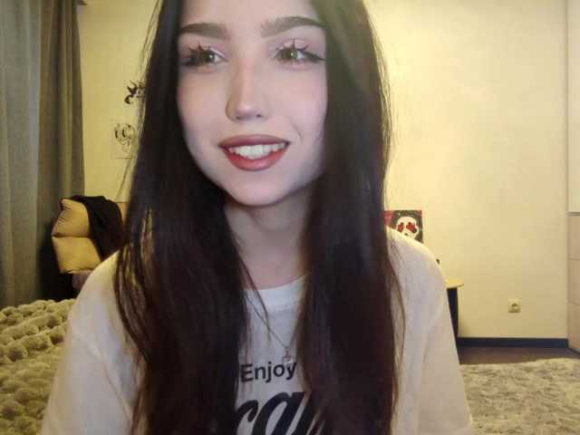 MeghanEberting's BongaCams show and profile