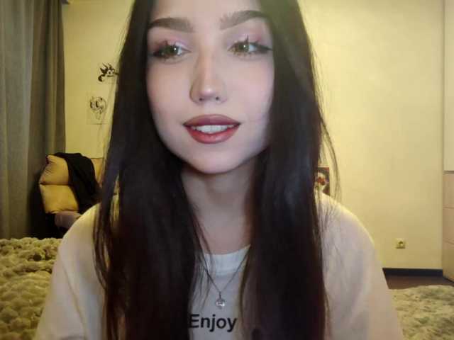 MeghanEberting's BongaCams show and profile