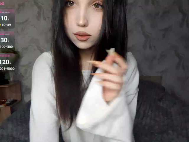 le modèle MeghanEberting est en webcam porno dans un show sur le site bongacams, il possède les tags suivants: White/Caucasian,Brunette,Trimmed