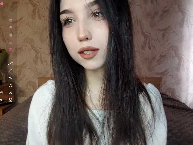 MeghanEberting's BongaCams show and profile