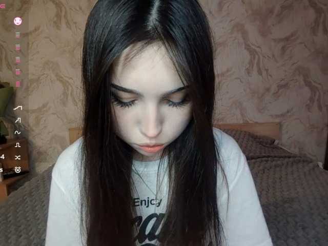 MeghanEberting's BongaCams show and profile