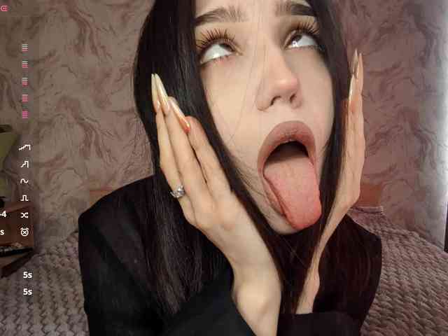 MeghanEberting webcam