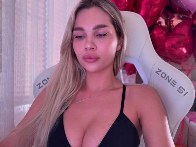 AlexaRayS's BongaCams profile