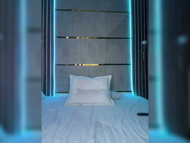 AlexaRayS's BongaCams show and profile