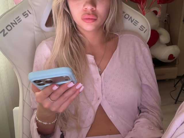 AlexaRayS's BongaCams profile