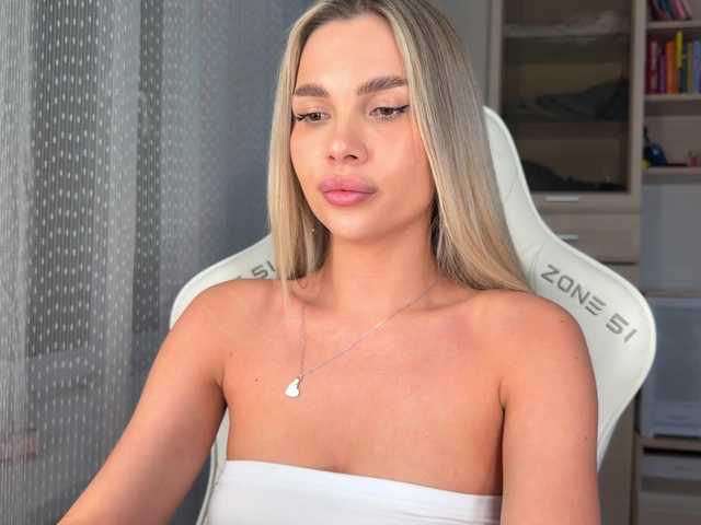 AlexaRayS's BongaCams profile